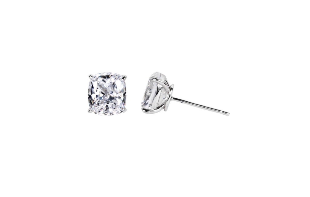 The Mila Studs (2 Carat)