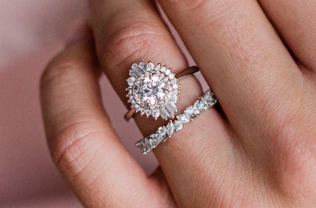 The Daisy Ring (1 Carat)