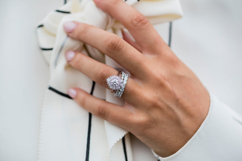 The Daisy Ring (1 Carat)