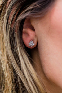 The Kira Studs (1.5 Carat)