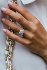 The Elsa Band (1 Carat)