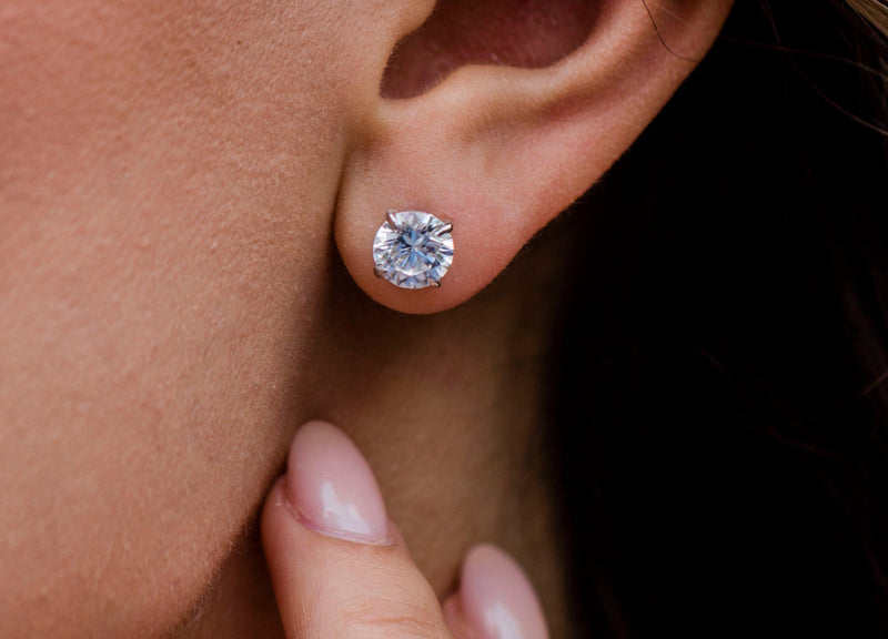 The Emmy Studs (1.5 Carat)