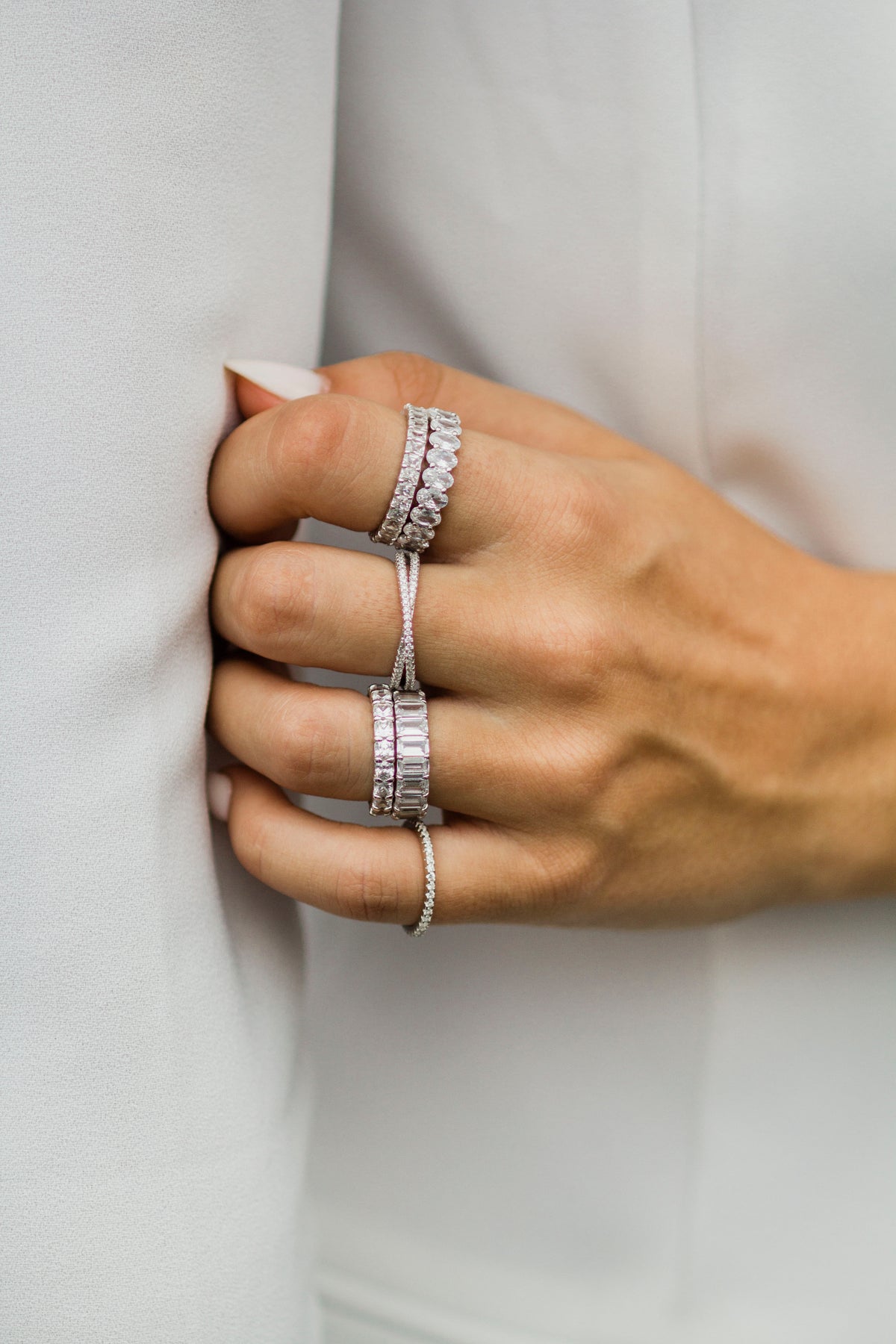 The Eva Band (5 Carat, Claw Prong)