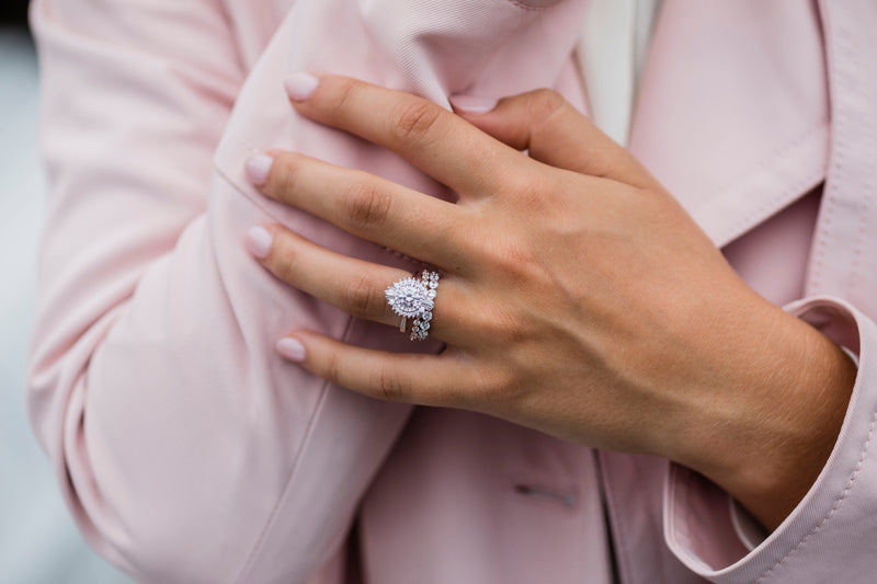 The Daisy Ring (1 Carat)