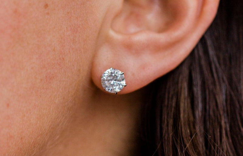 The Hazel Studs (1.5 Carat)
